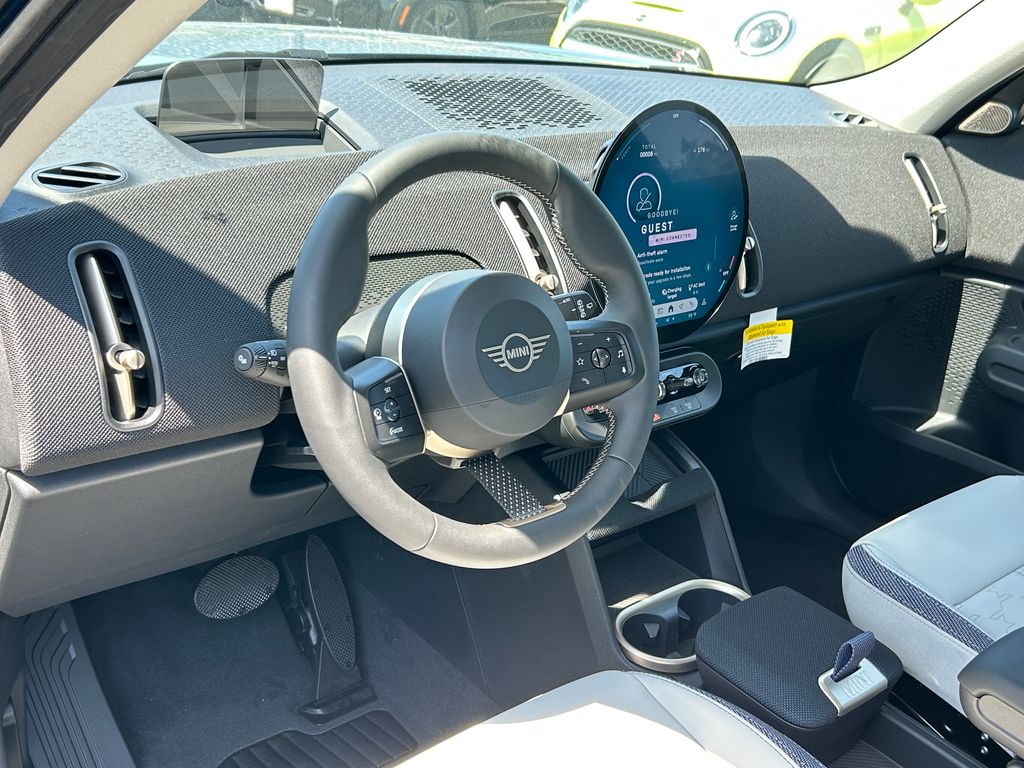 2025 MINI Cooper Countryman Signature 13
