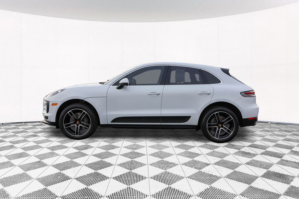 2021 Porsche Macan S 12