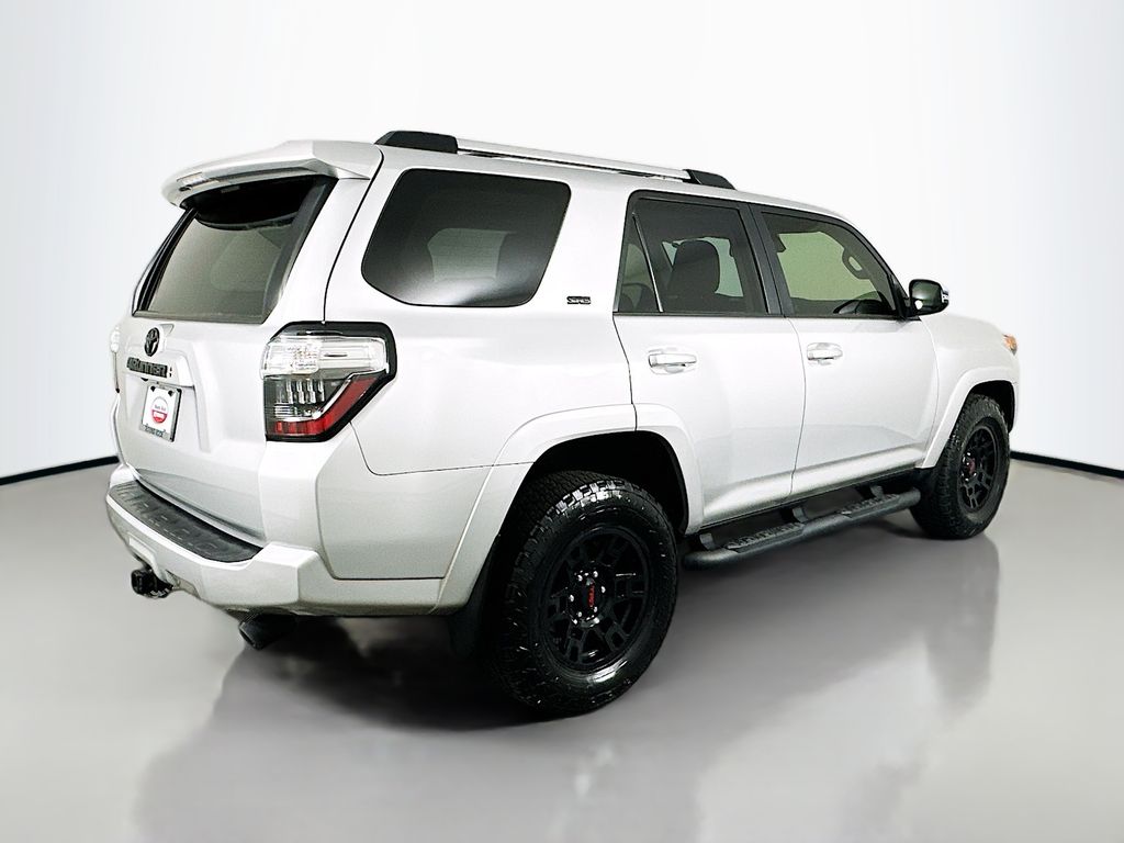 2023 Toyota 4Runner SR5 5