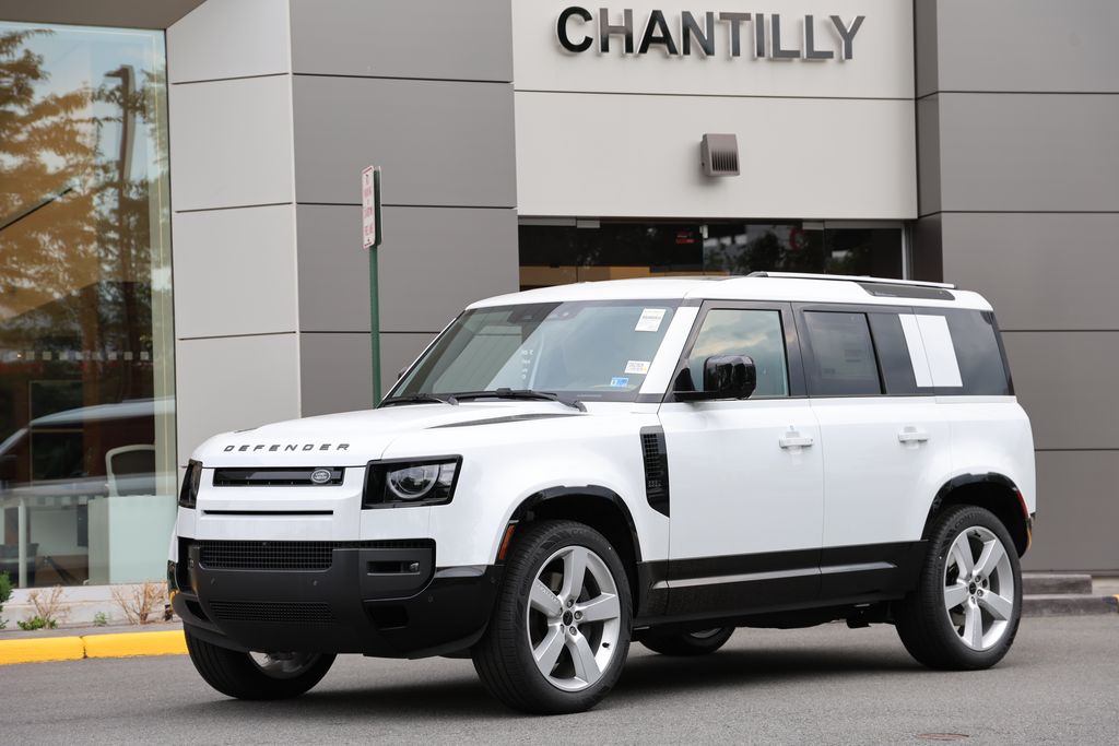 2026 Land Rover Defender 110 X-Dynamic SE