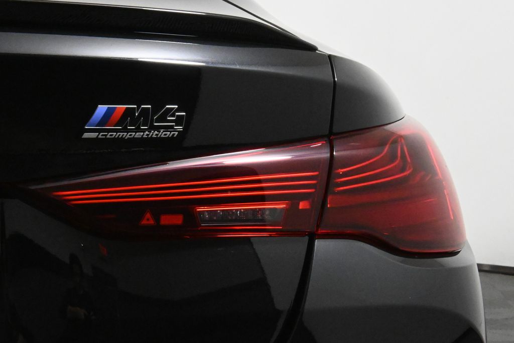 Thumbnail: 2026 BMW M4 - 13