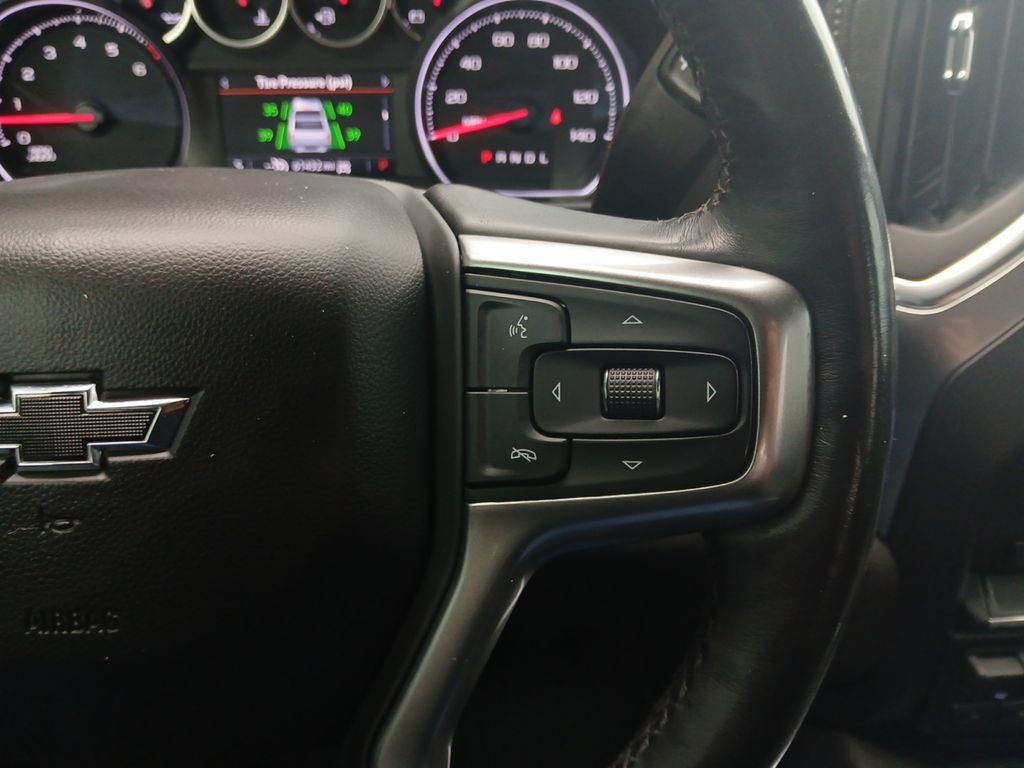 Used Car 2021 Chevrolet Silverado 1500  Lt Trail Boss For Sale Under $40,000 In Austin, Texas