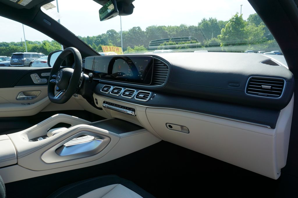 2025 Mercedes-Benz GLE 53 AMG 6