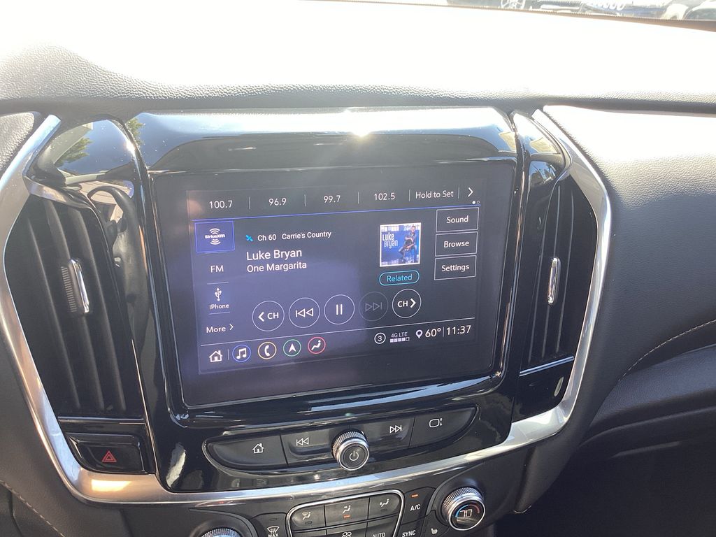 Used 2021 Chevrolet Traverse SUV