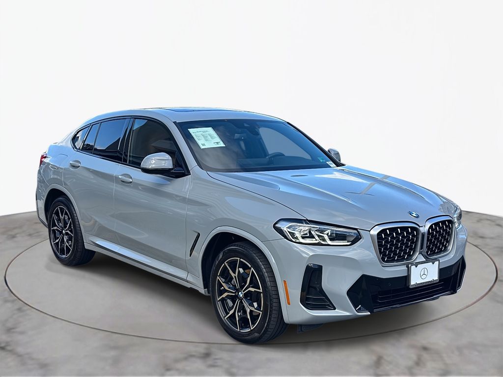 Thumbnail: 2022 BMW X4 - 7