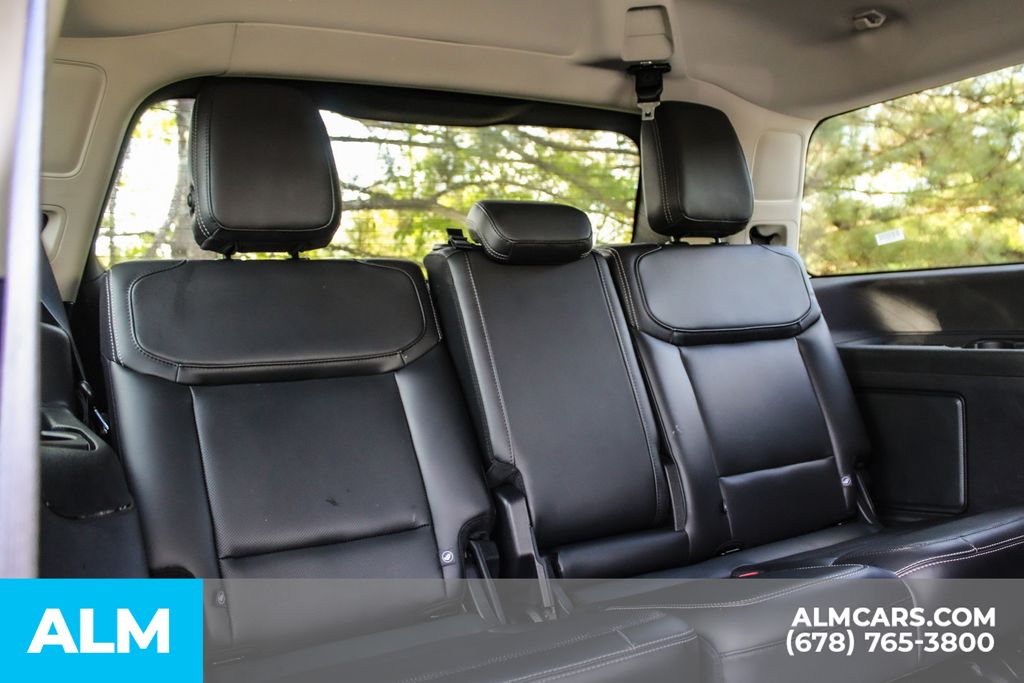Used 2025 Black Ford Platinum image 19
