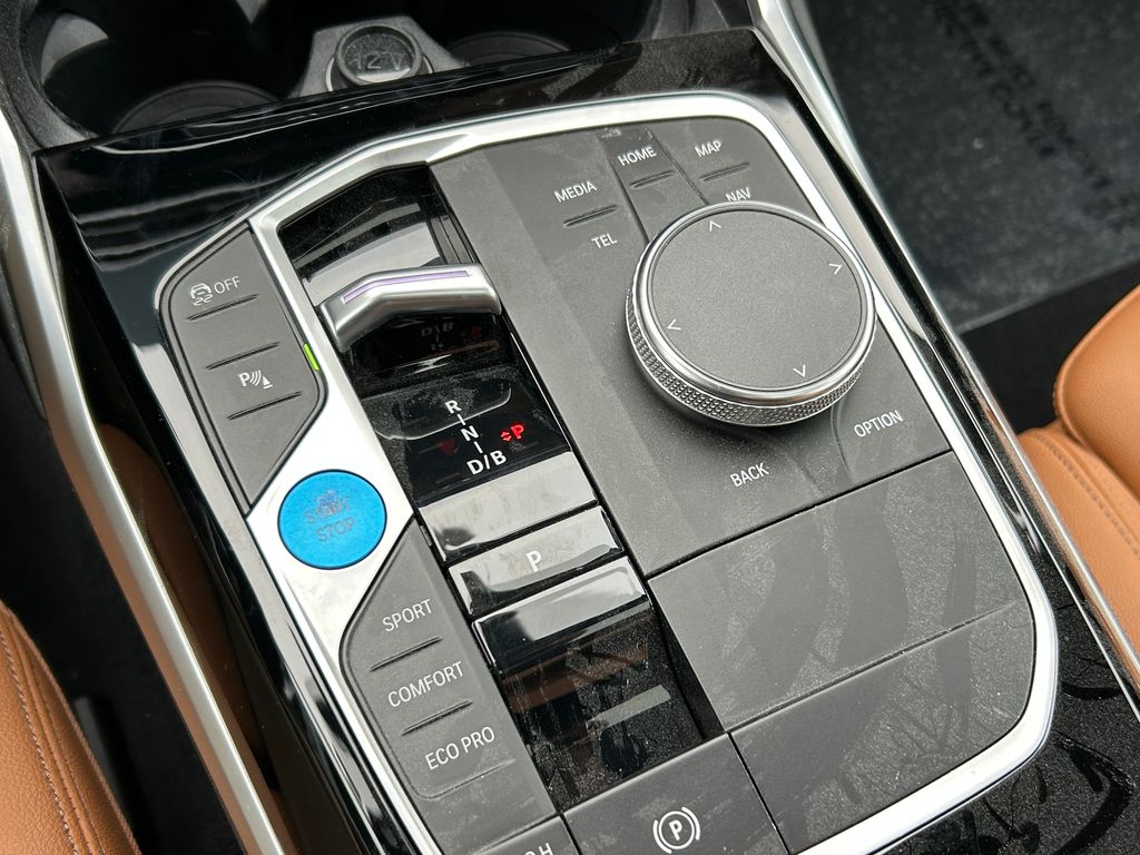 Thumbnail: 2023 BMW i4 - 28