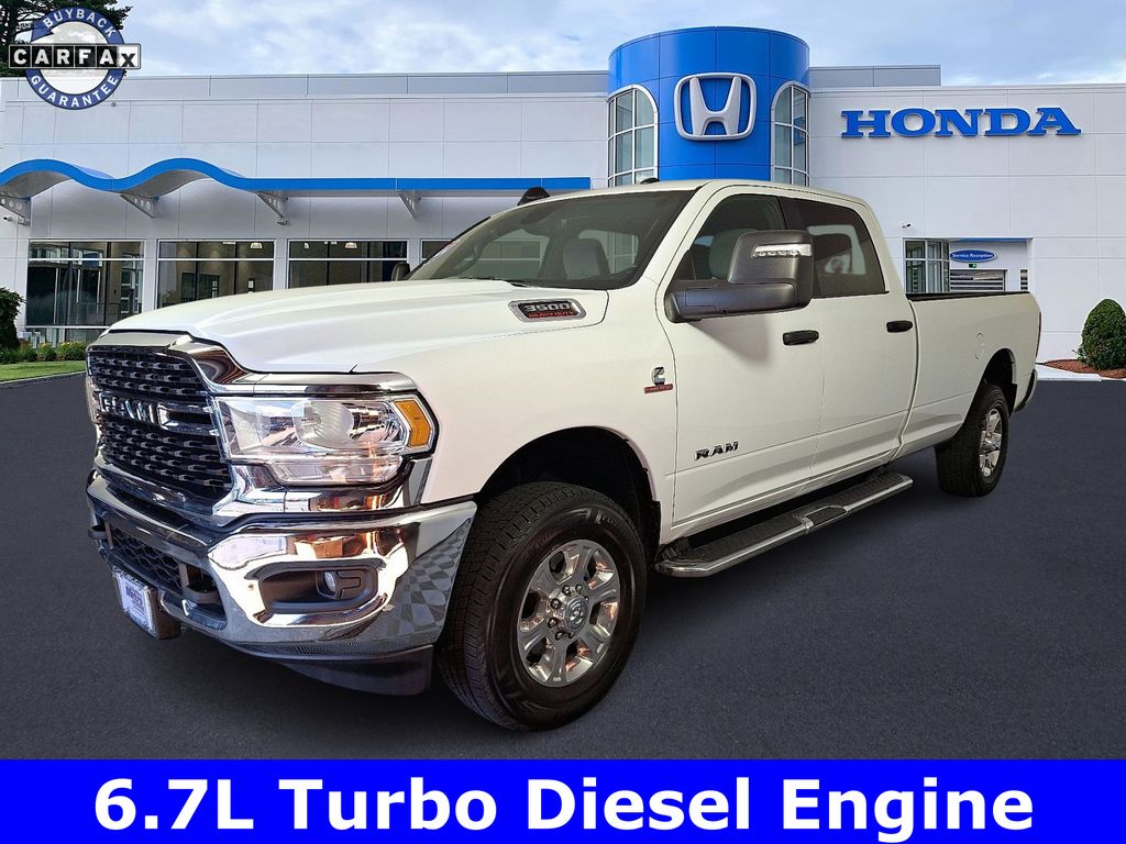 2024 RAM 3500 Big Horn Crew Cab LB 4WD