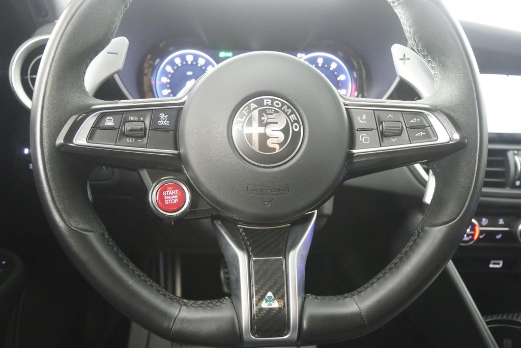 Thumbnail: 2024 Alfa Romeo Giulia - 24