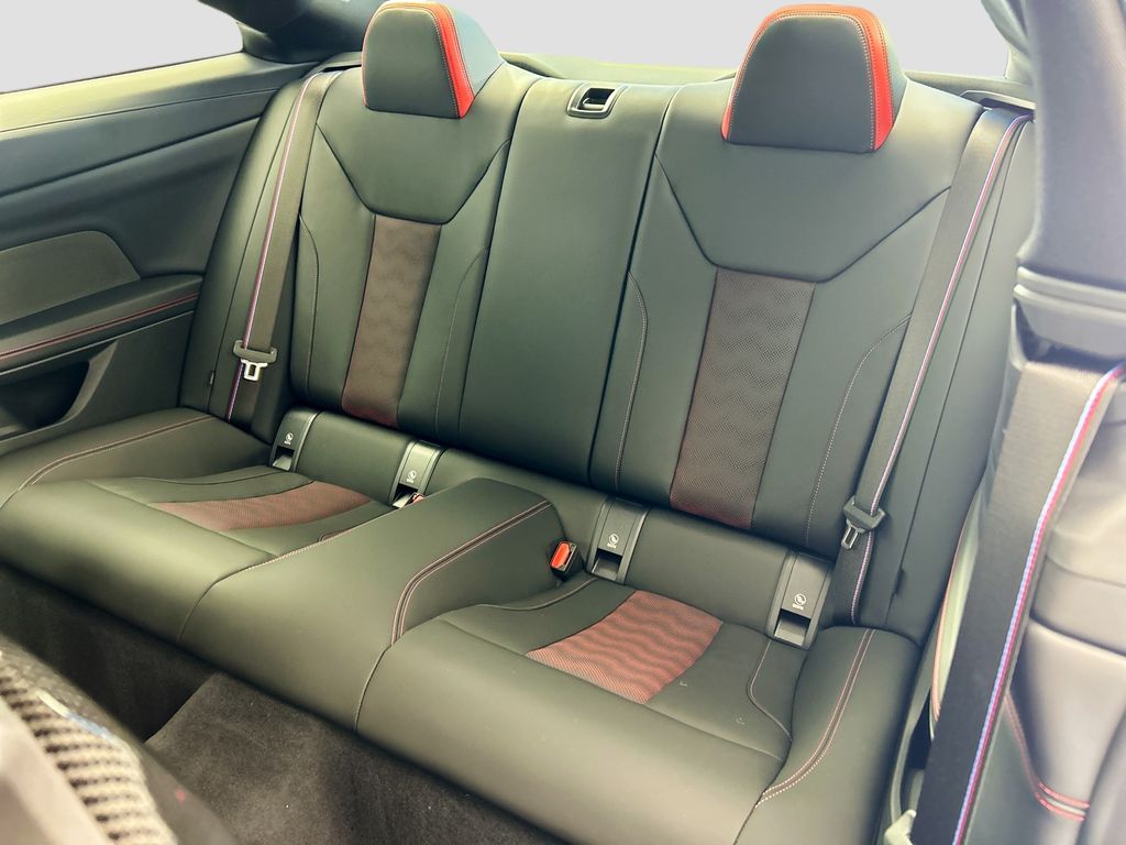 Thumbnail: 2025 BMW M4 - 20