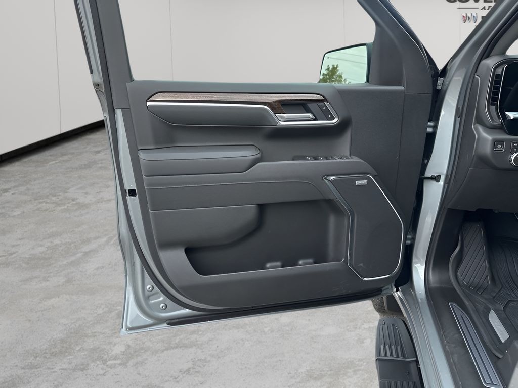 New 2026 Silver GMC Elevation image 25