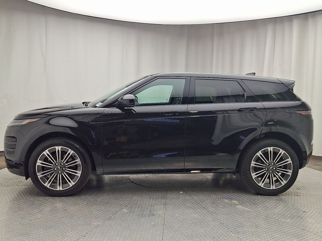 Thumbnail: 2025 Land Rover Range Rover Evoque - 7