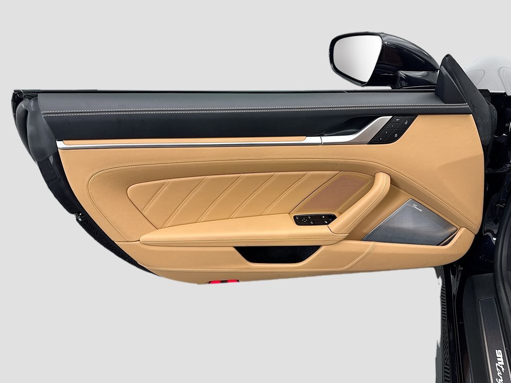 Thumbnail: 2024 Porsche 911 - 32