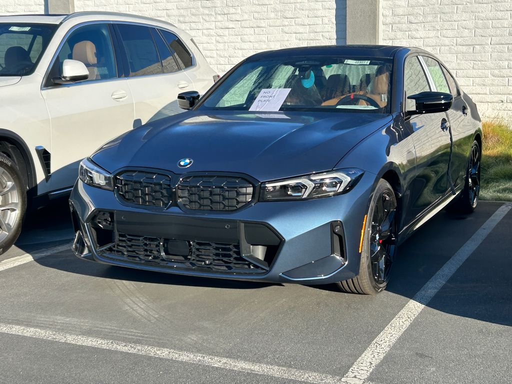 Thumbnail: 2025 BMW 3 Series - 2