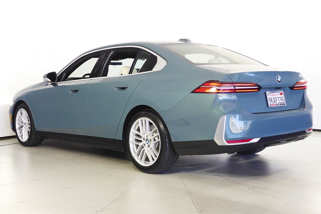 Thumbnail: 2024 BMW 5 Series - 9