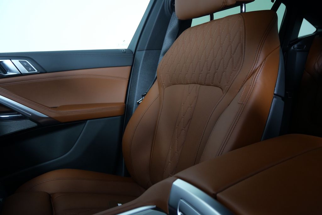 Thumbnail: 2026 BMW X6 - 22