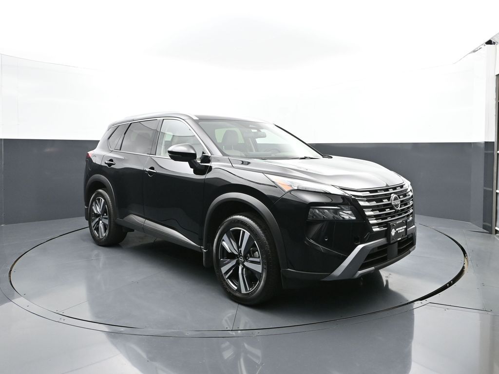 2025 Nissan Rogue SL