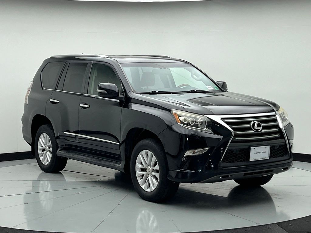 Thumbnail: 2015 Lexus GX - 3