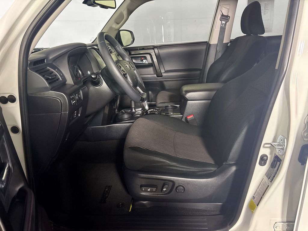 2021 Toyota 4Runner TRD Off-Road