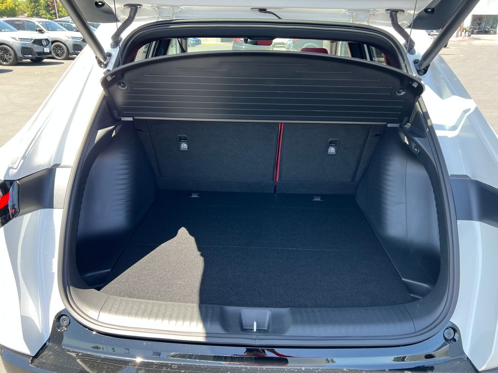 Thumbnail: 2025 Acura ADX - 23