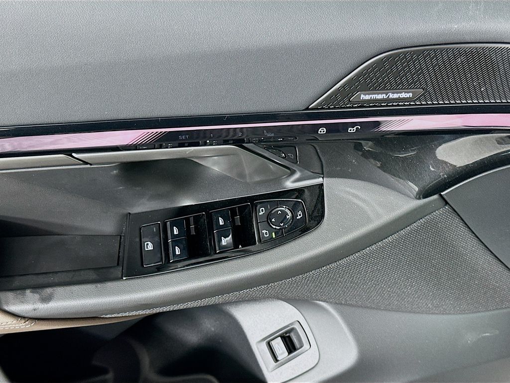 Thumbnail: 2026 BMW 5 Series - 20