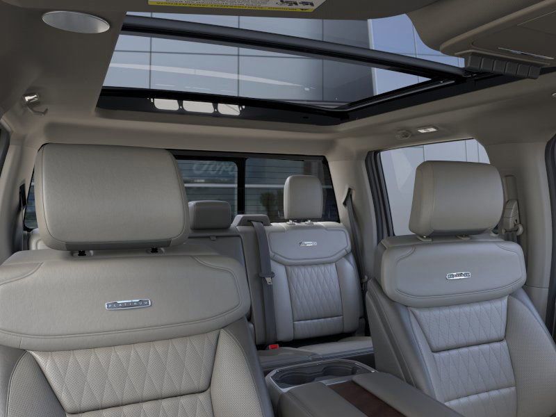 2025 Ford F-450 Super Duty Platinum