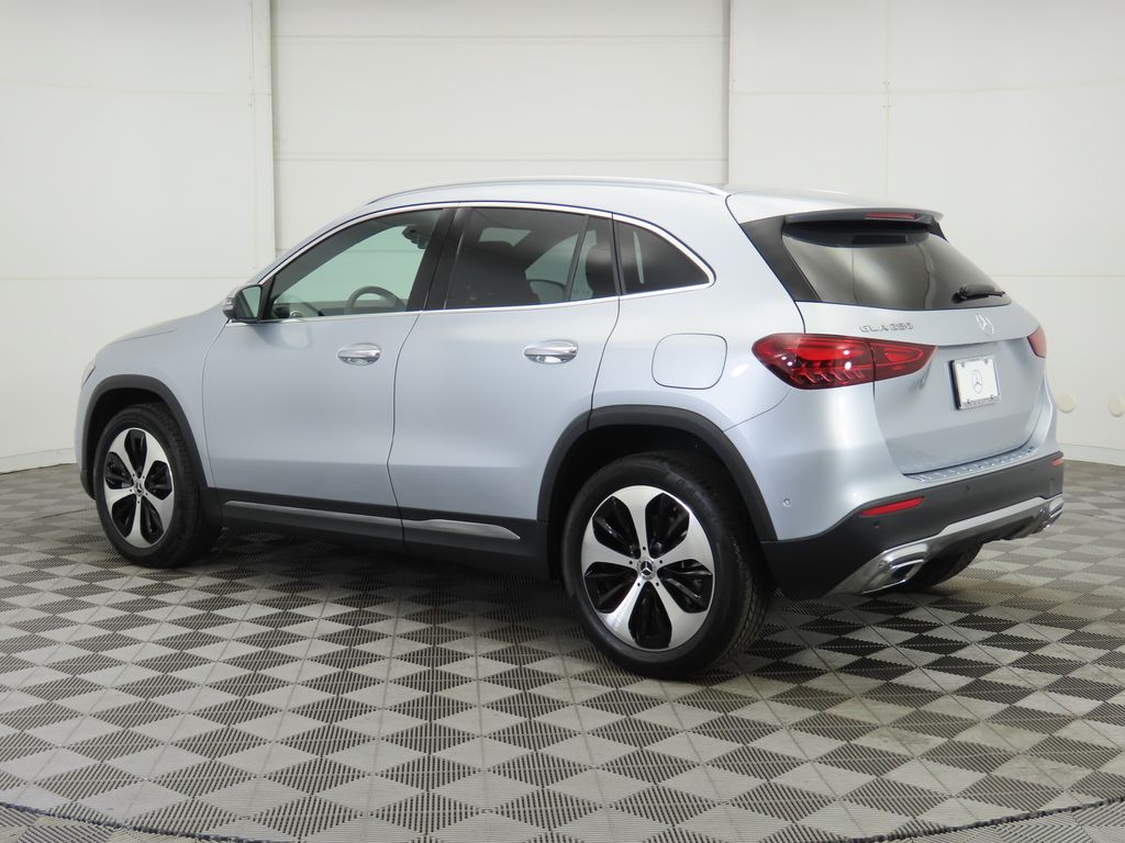 Thumbnail: 2025 Mercedes-Benz GLA - 7