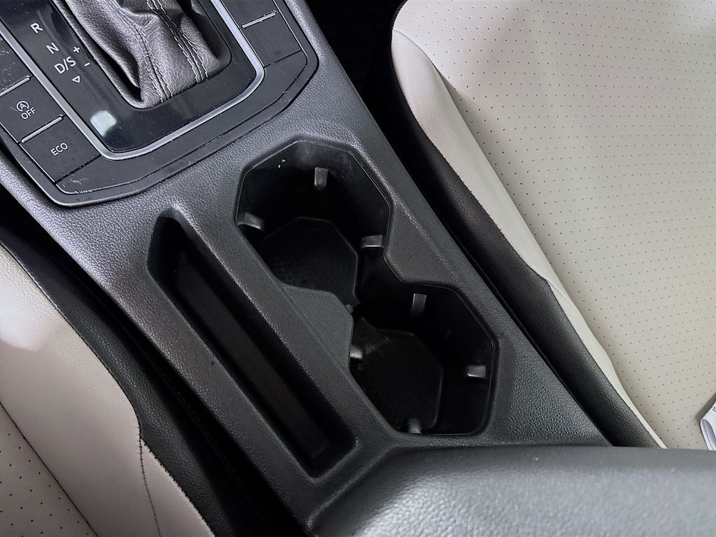 2021 Volkswagen Jetta R-Line