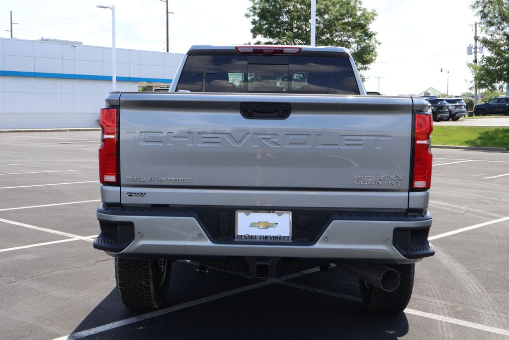 Thumbnail: 2025 Chevrolet Silverado 2500 - 6
