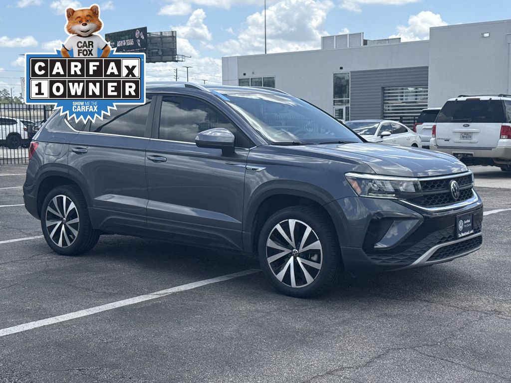 2022 Volkswagen Taos 1.5T SE Gray at DeMontrond Auto Country