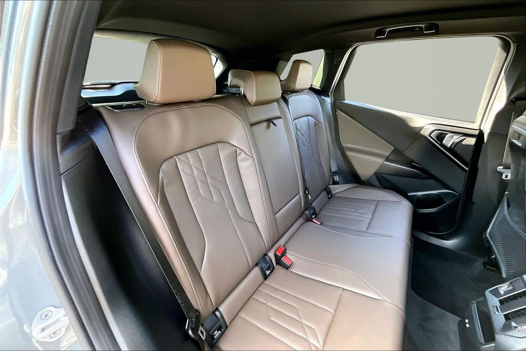 2026 BMW X3 30 - Photo 17