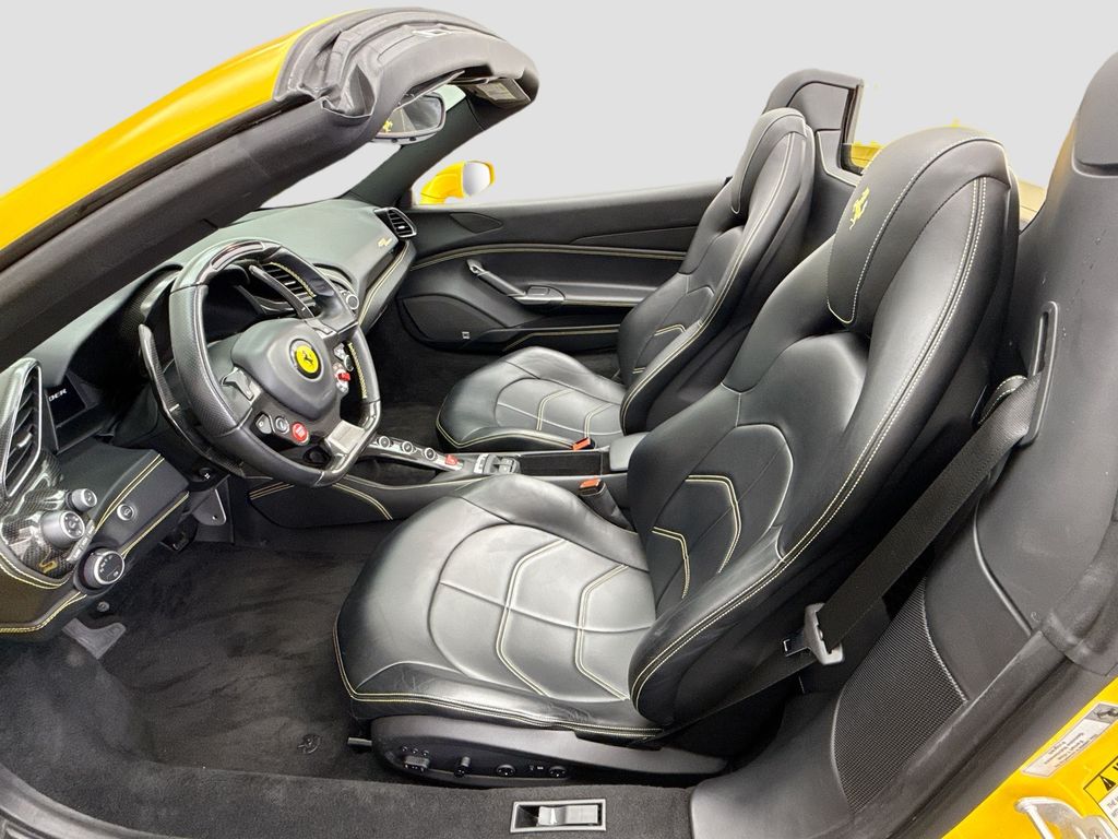 Thumbnail: 2017 Ferrari 488 - 26