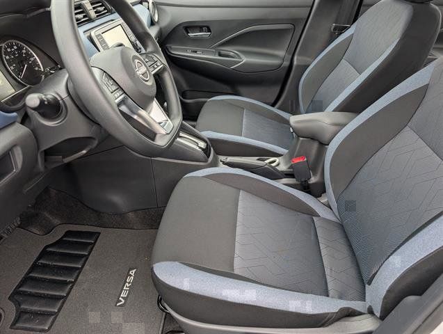 New 2025 Nissan Versa Sedan