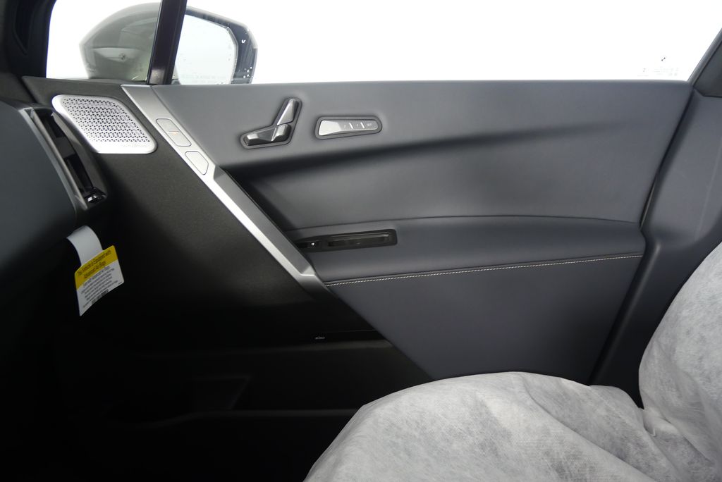 Thumbnail: 2026 BMW iX - 25