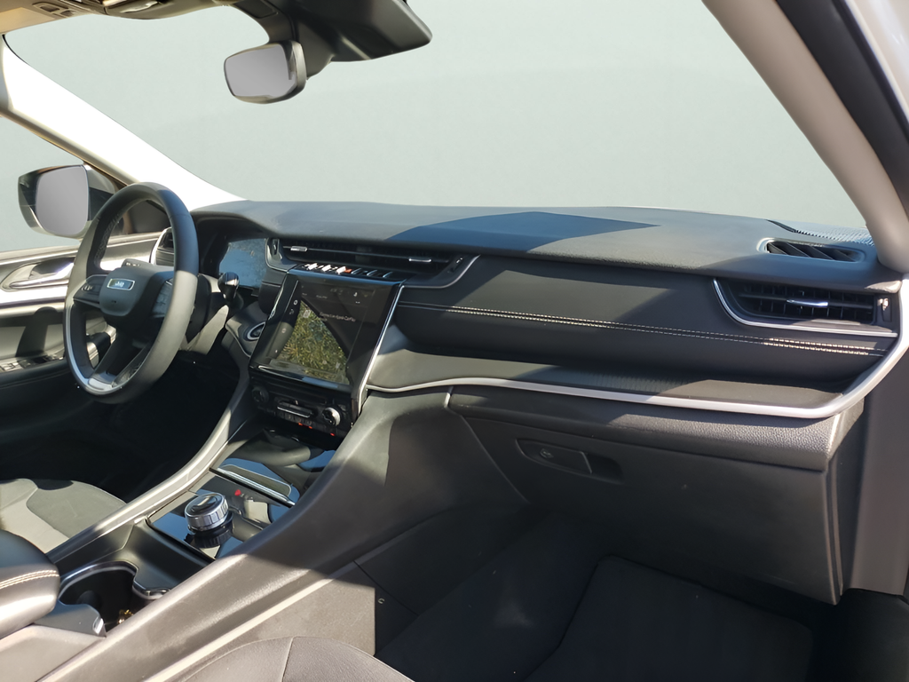 Used Car 2024 Jeep Grand Cherokee  Laredo For Sale Under $25,000 In Austin, Texas