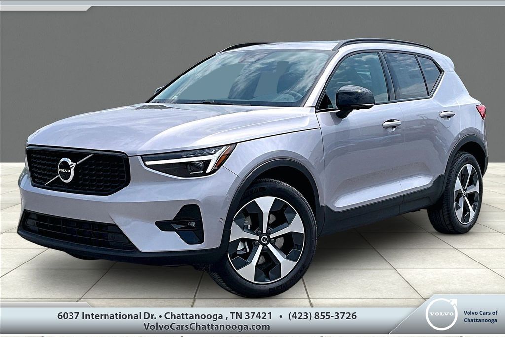 2026 Volvo XC40