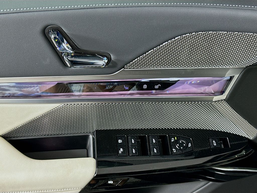 Thumbnail: 2025 BMW 7 Series - 20
