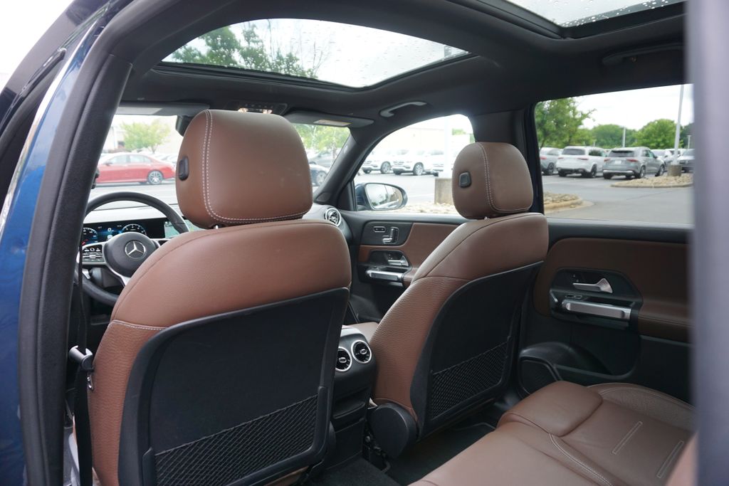 2020 Mercedes-Benz GLB 250 13
