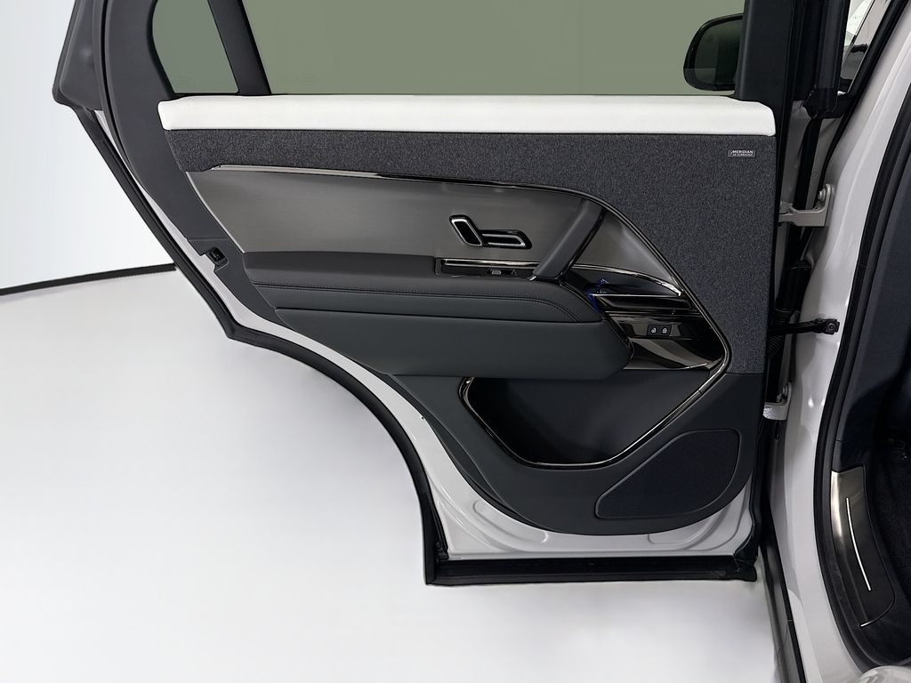 Thumbnail: 2026 Land Rover Range Rover Sport - 25