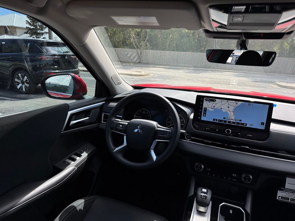 New 2025 Mitsubishi Outlander SUV