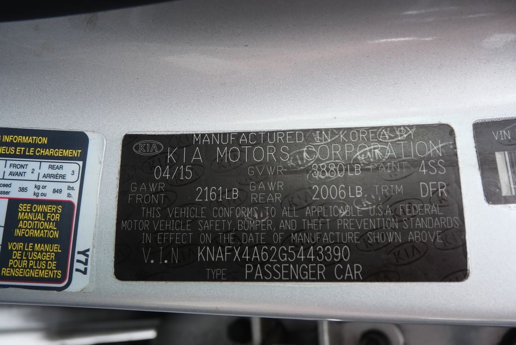 2016 Kia Forte LX 26