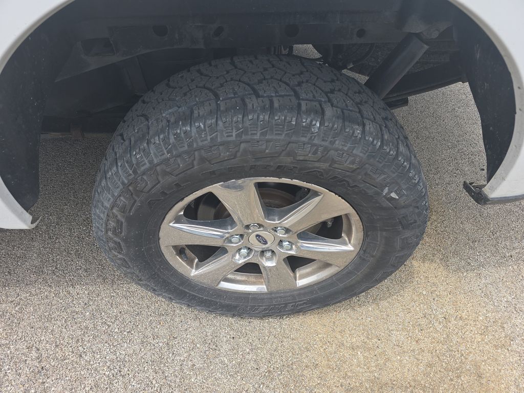 View vehicle photo 6