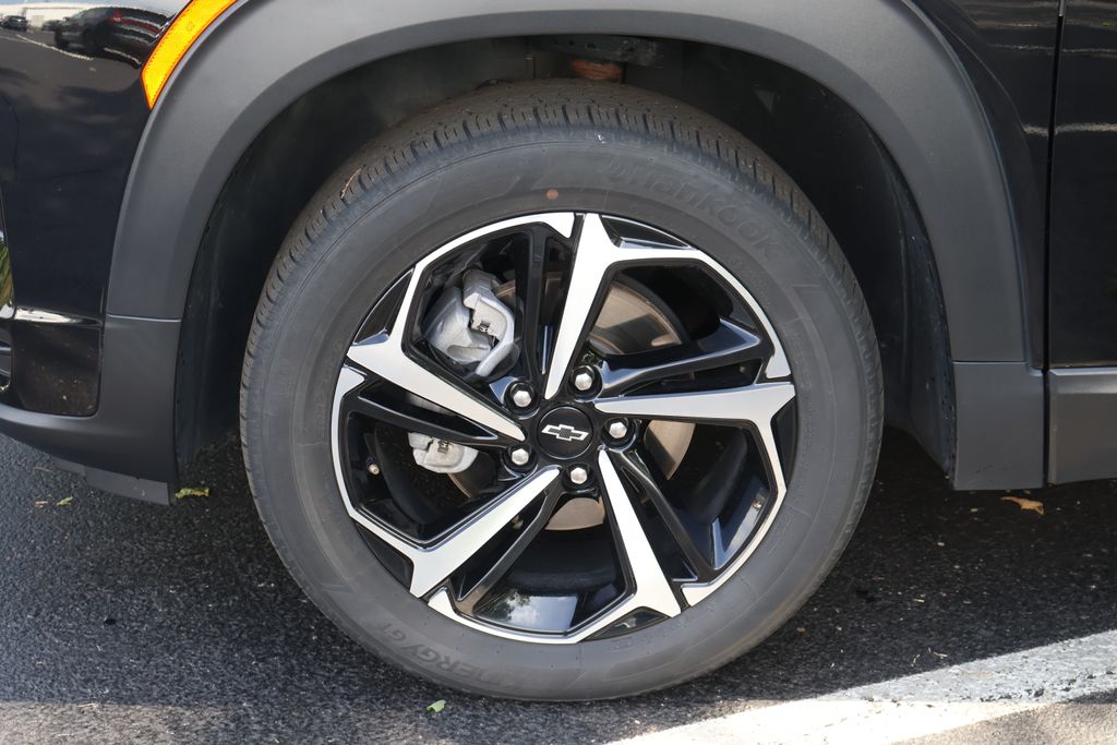 Thumbnail: 2023 Chevrolet TrailBlazer - 13
