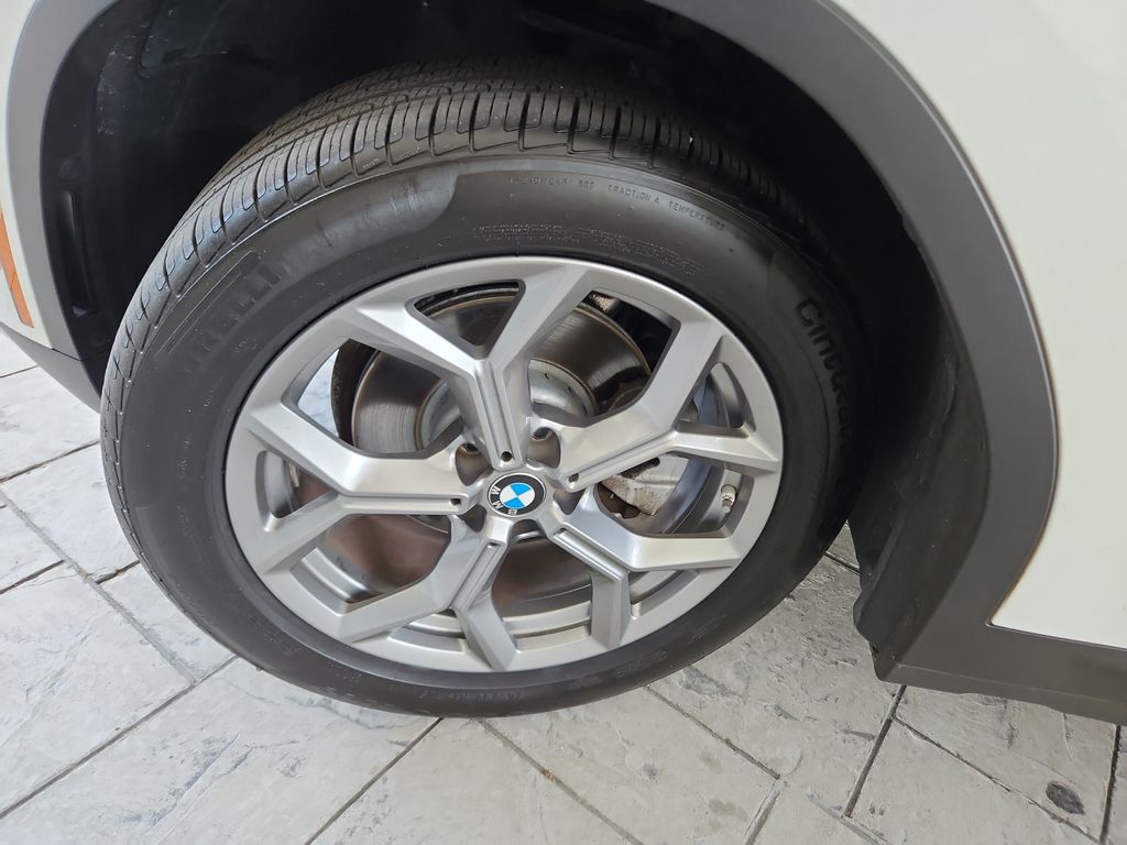 2023 BMW X3 37