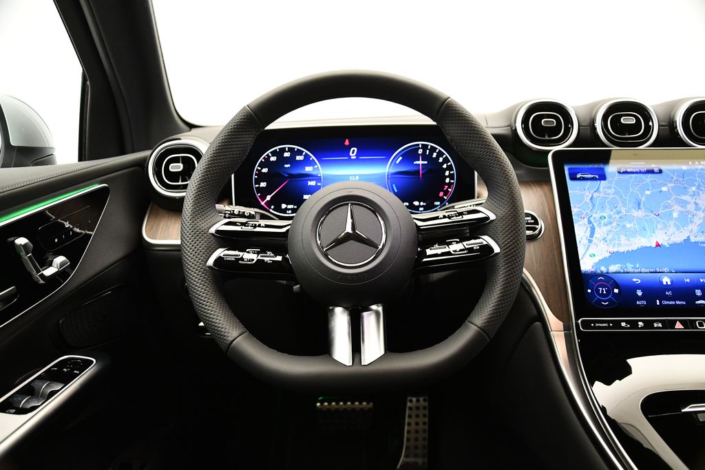 Thumbnail: 2025 Mercedes-Benz GLC - 20