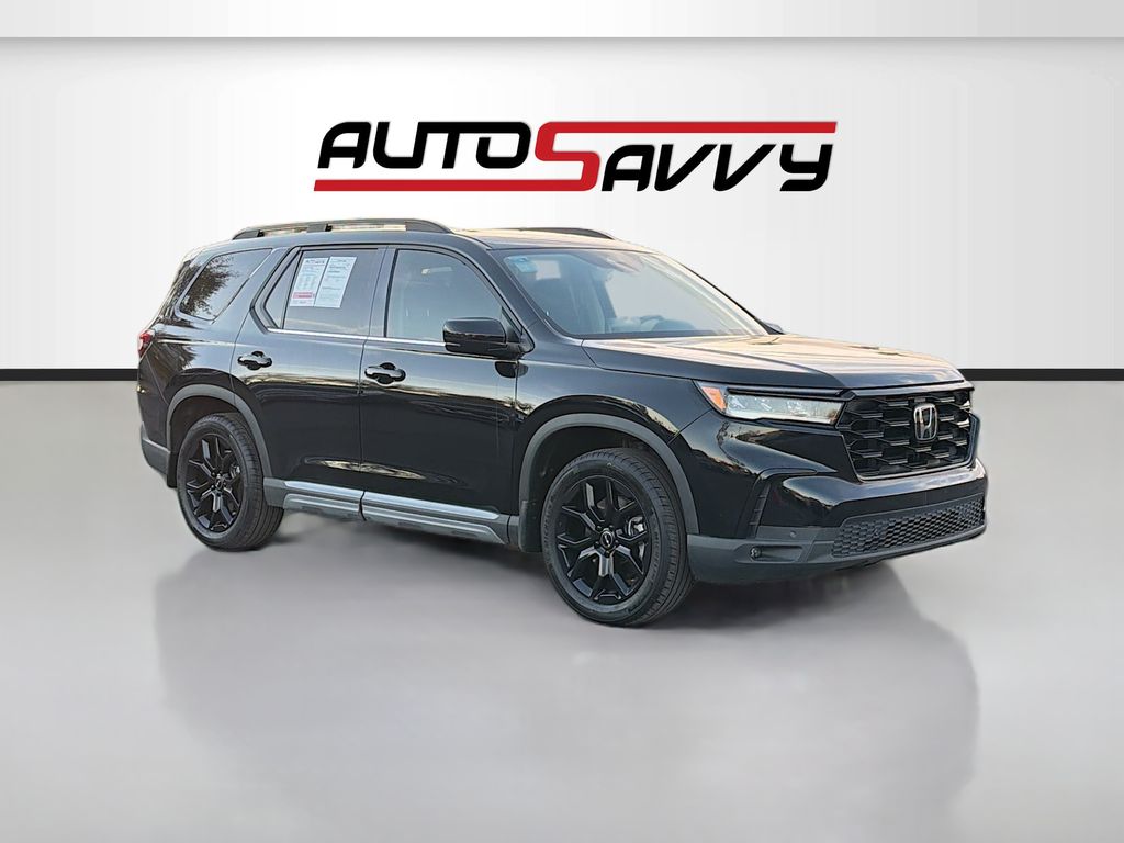 2025 Honda Pilot Touring 2WD's photo