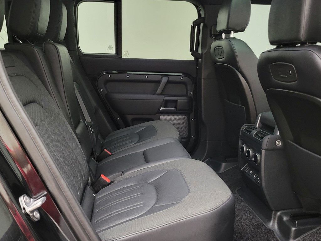 Thumbnail: 2021 Land Rover Defender - 16