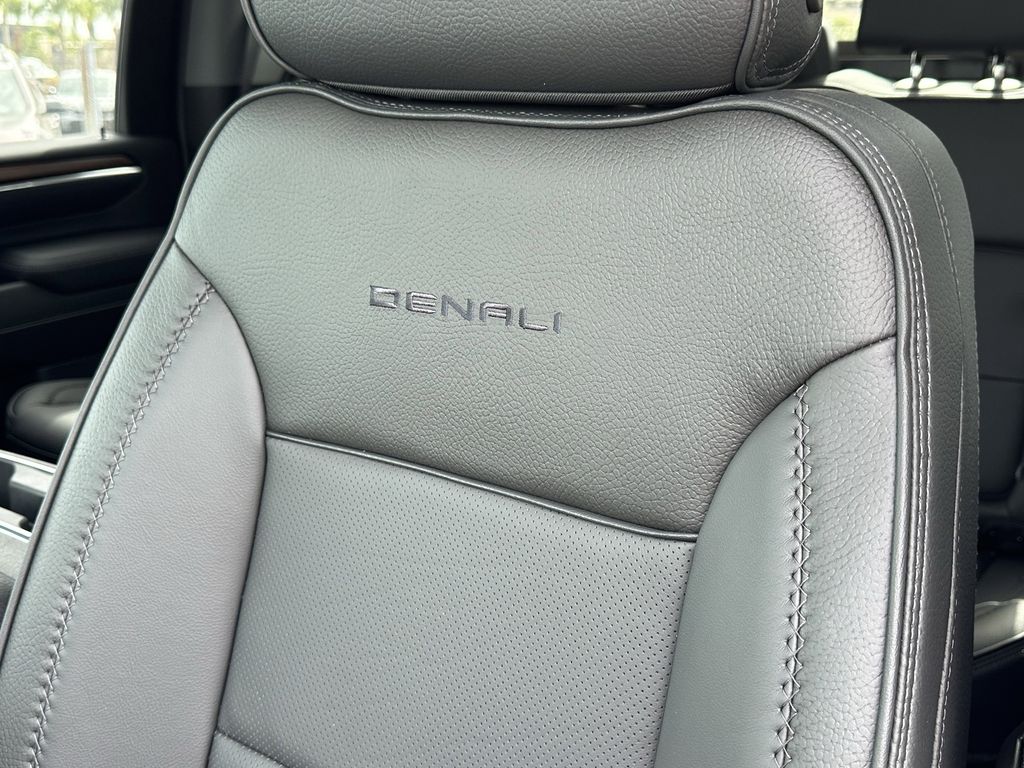 new 2026 GMC Sierra 2500HD car, priced at $92,485