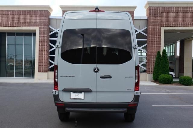 2024 Mercedes-Benz Sprinter 2500 5