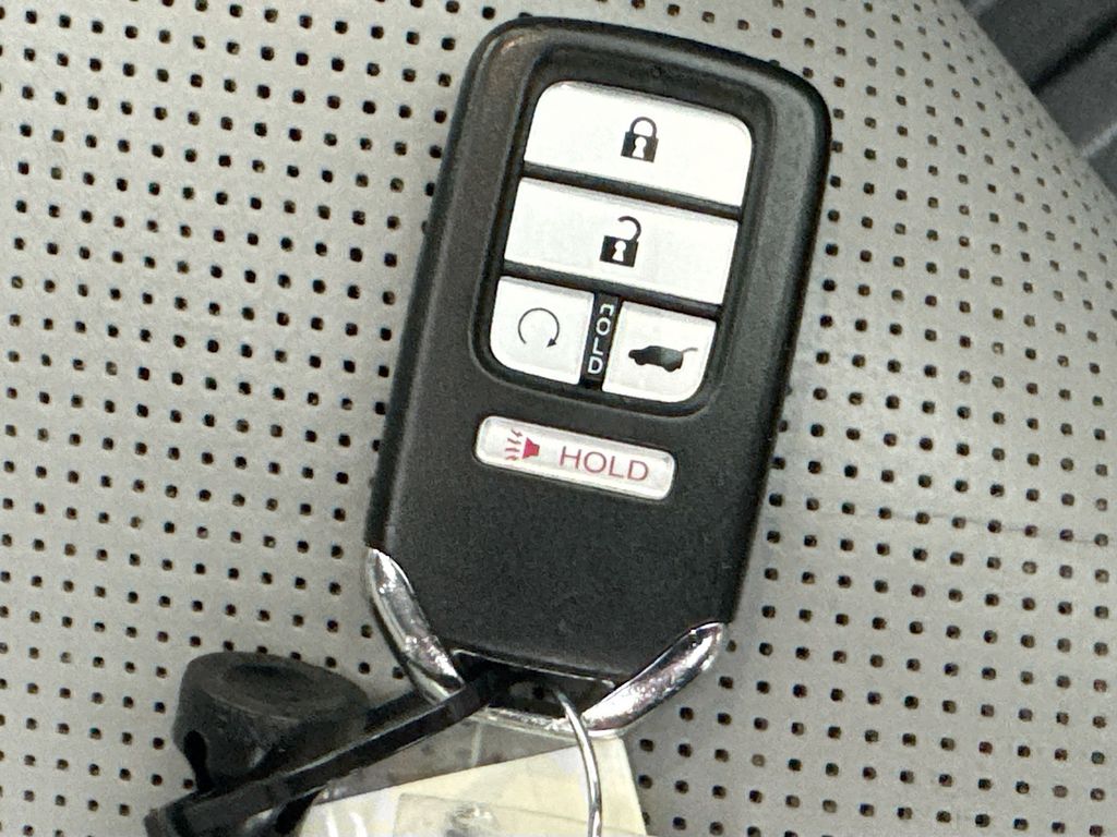 Used Car 2016 Honda Pilot  Elite For Sale Under $20,000 In Austin, Texas